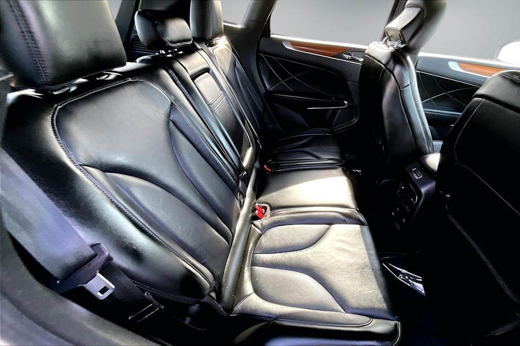 Thumbnail: 2019 Lincoln MKC - 30