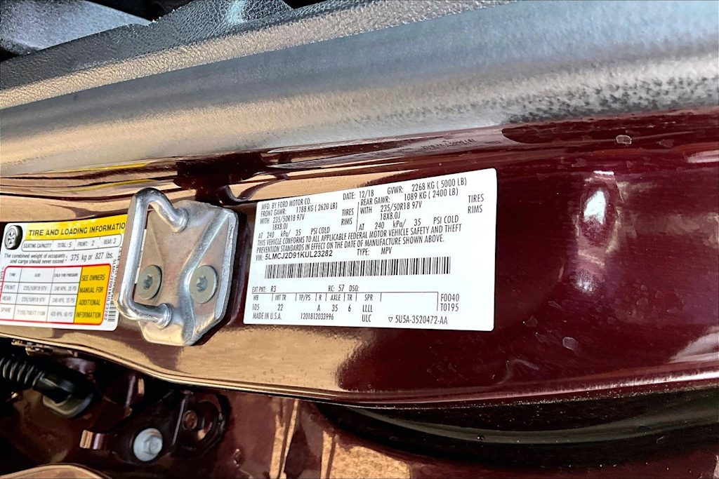 Thumbnail: 2019 Lincoln MKC - 21