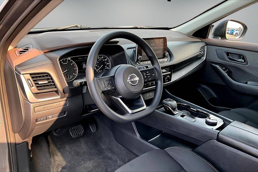 Thumbnail: 2023 Nissan Rogue - 2