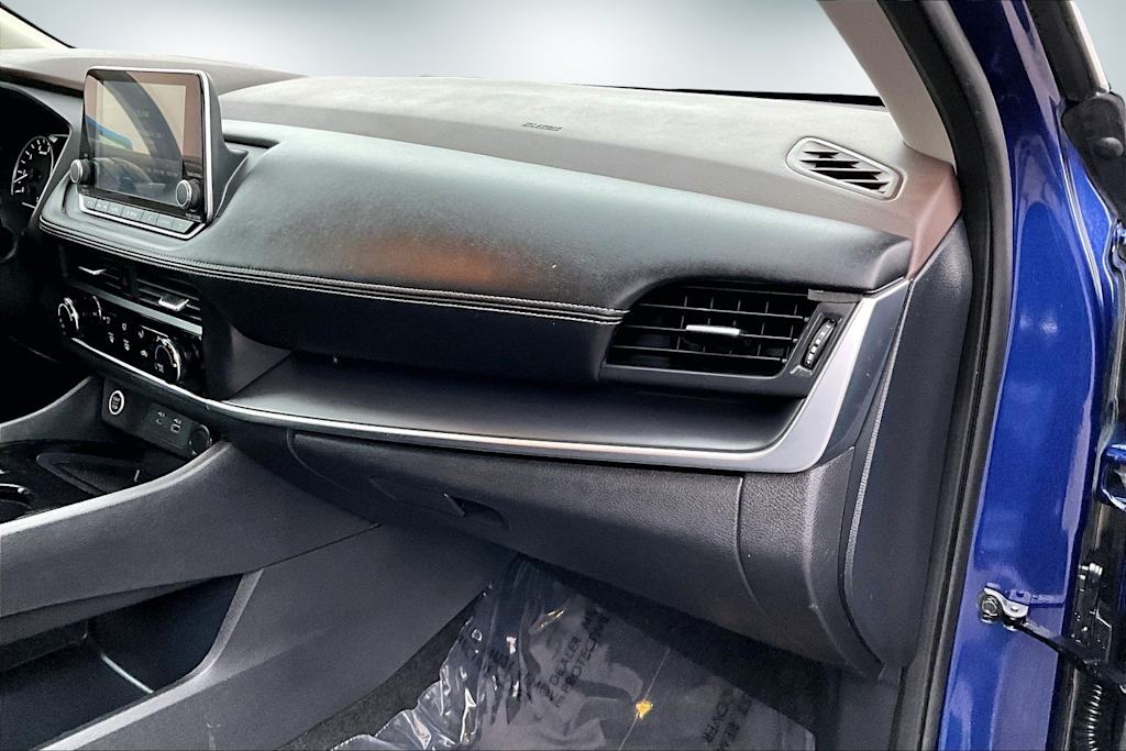 Thumbnail: 2023 Nissan Rogue - 23