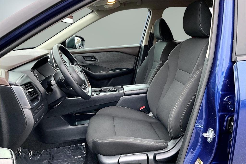 Thumbnail: 2023 Nissan Rogue - 11