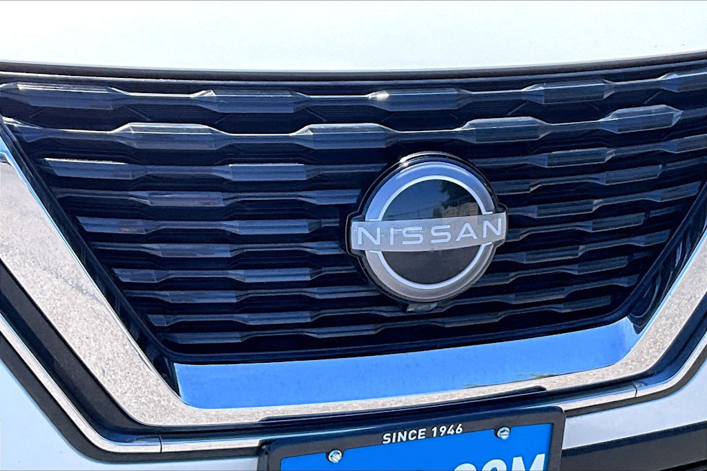 Thumbnail: 2023 Nissan Rogue - 33