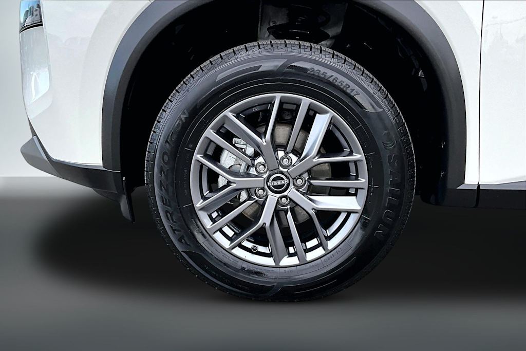 Thumbnail: 2023 Nissan Rogue - 8