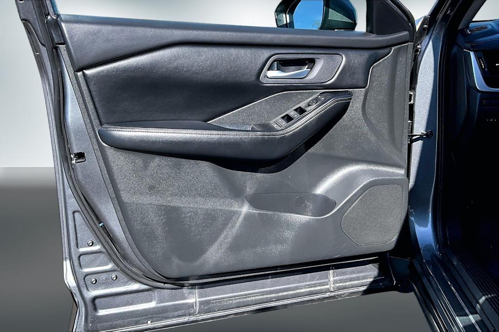 Thumbnail: 2025 Nissan Rogue - 27