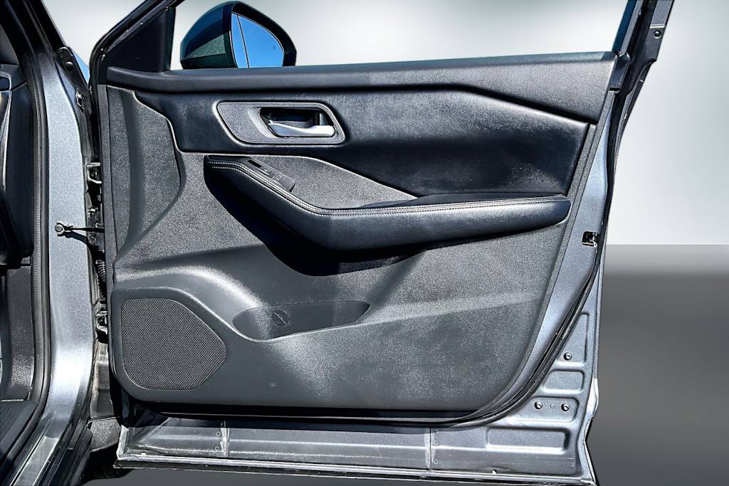 Thumbnail: 2025 Nissan Rogue - 28