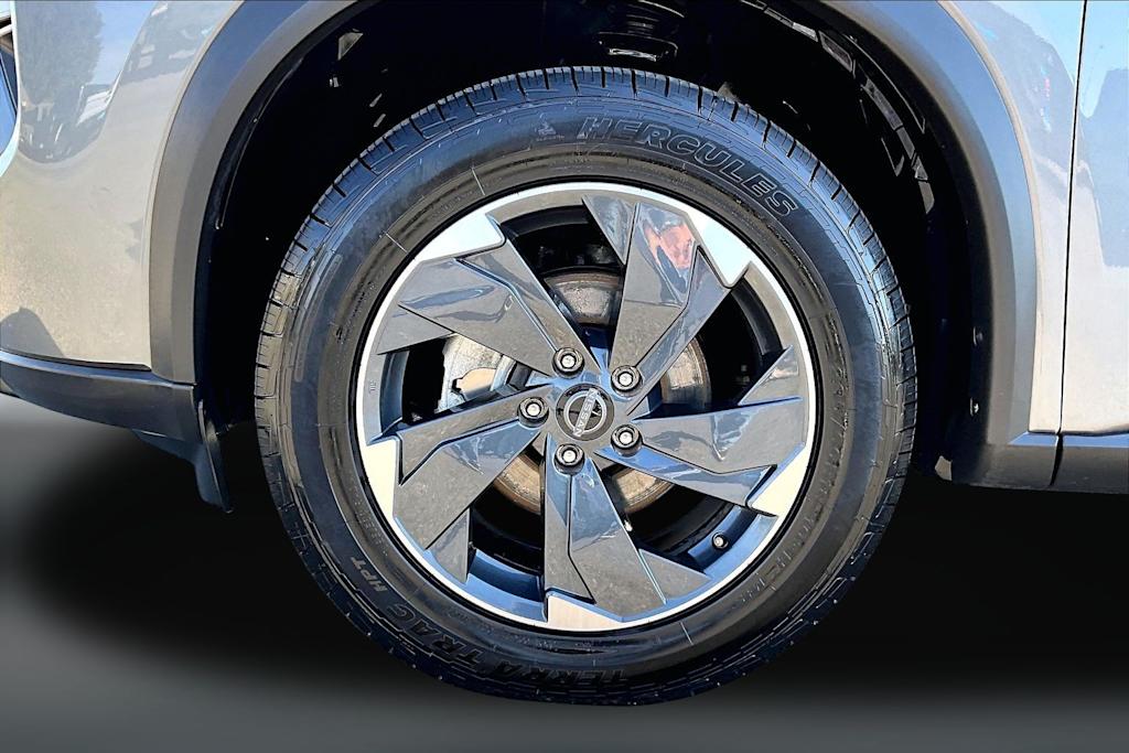 Thumbnail: 2025 Nissan Rogue - 8