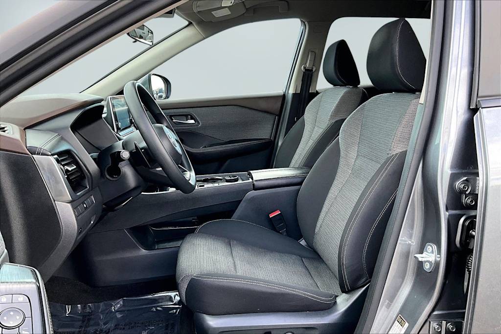 Thumbnail: 2022 Nissan Rogue - 11