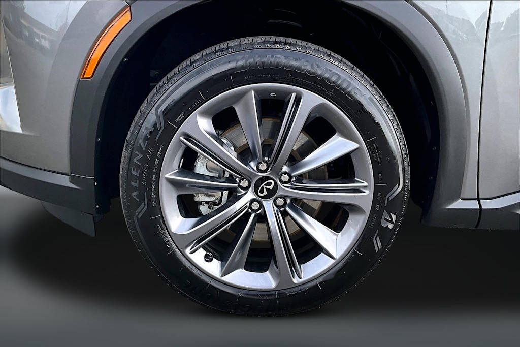 Thumbnail: 2023 INFINITI QX60 - 8