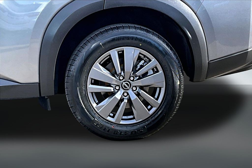 Thumbnail: 2025 Nissan Pathfinder - 33