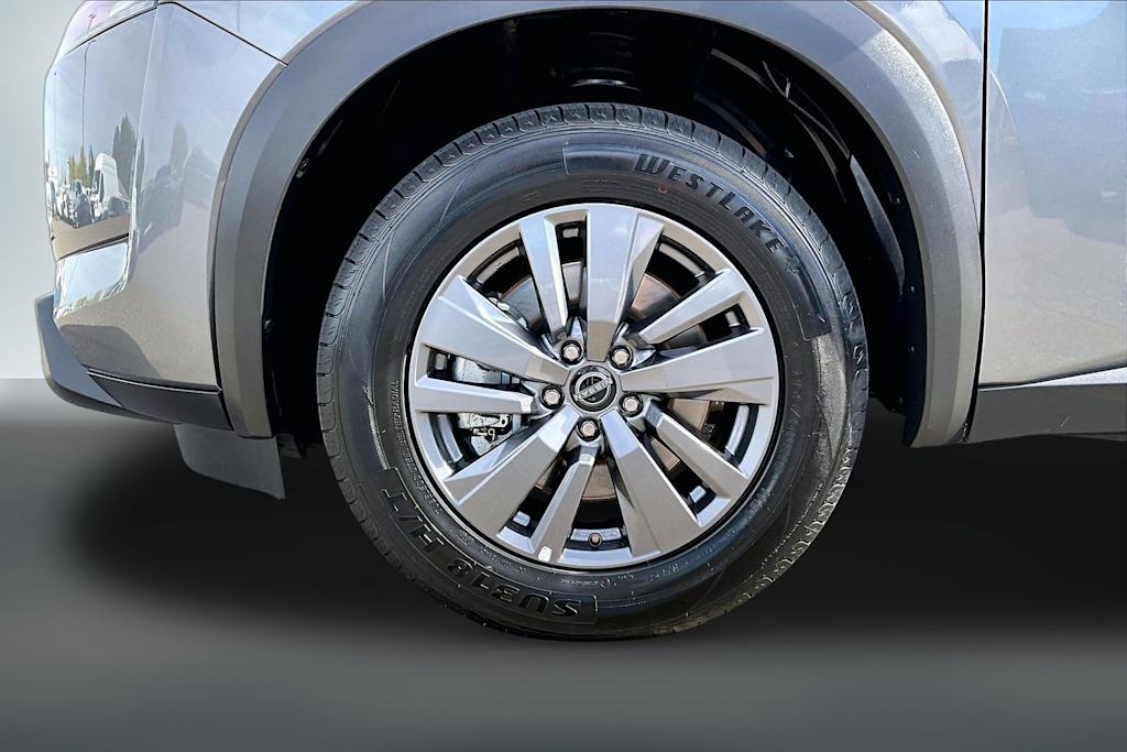 Thumbnail: 2025 Nissan Pathfinder - 8