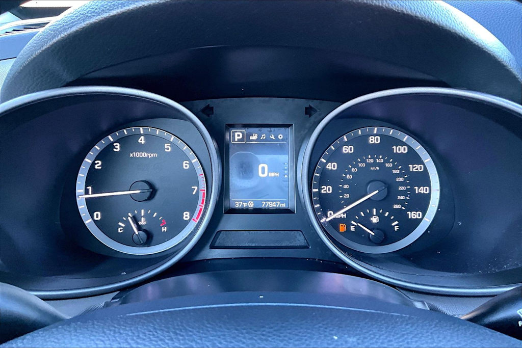 Thumbnail: 2018 Hyundai Santa Fe - 16