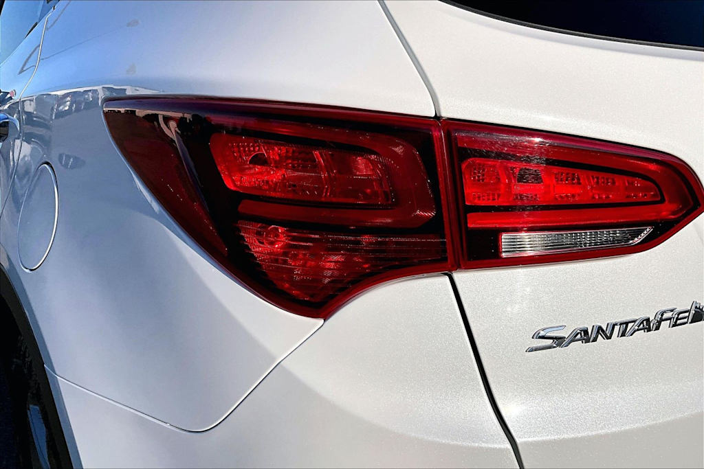 Thumbnail: 2018 Hyundai Santa Fe - 33