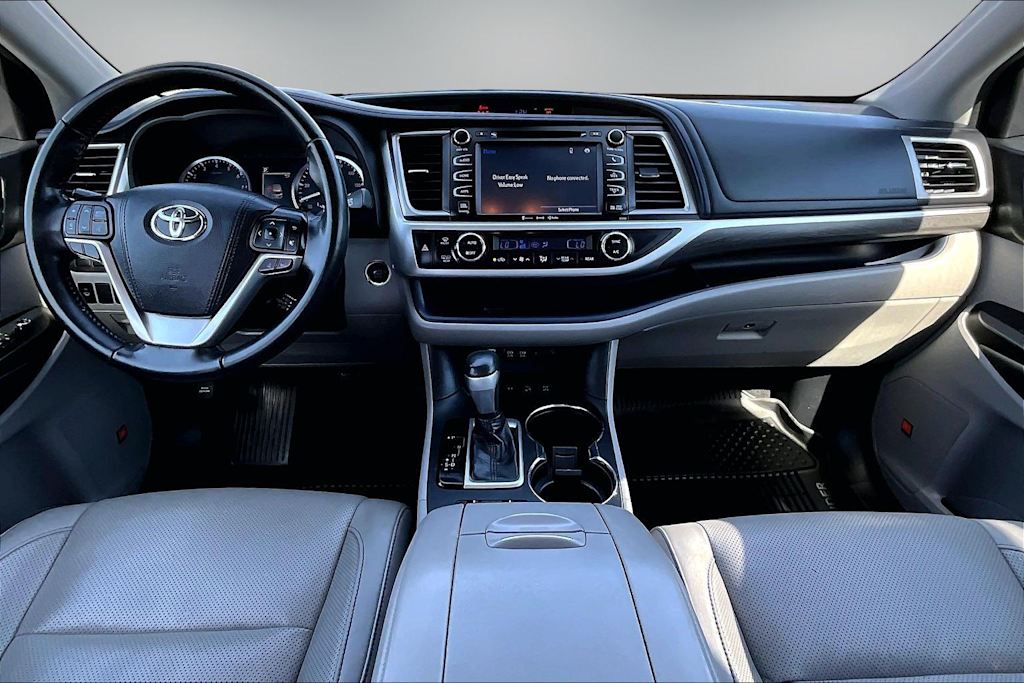 Thumbnail: 2018 Toyota Highlander - 9