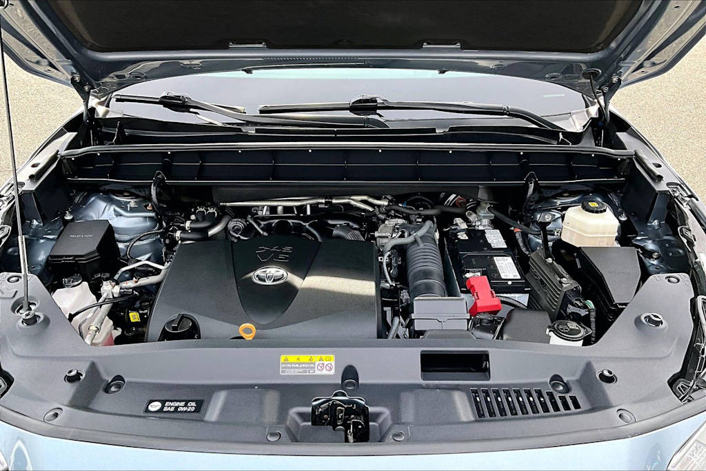 Thumbnail: 2020 Toyota Highlander - 9