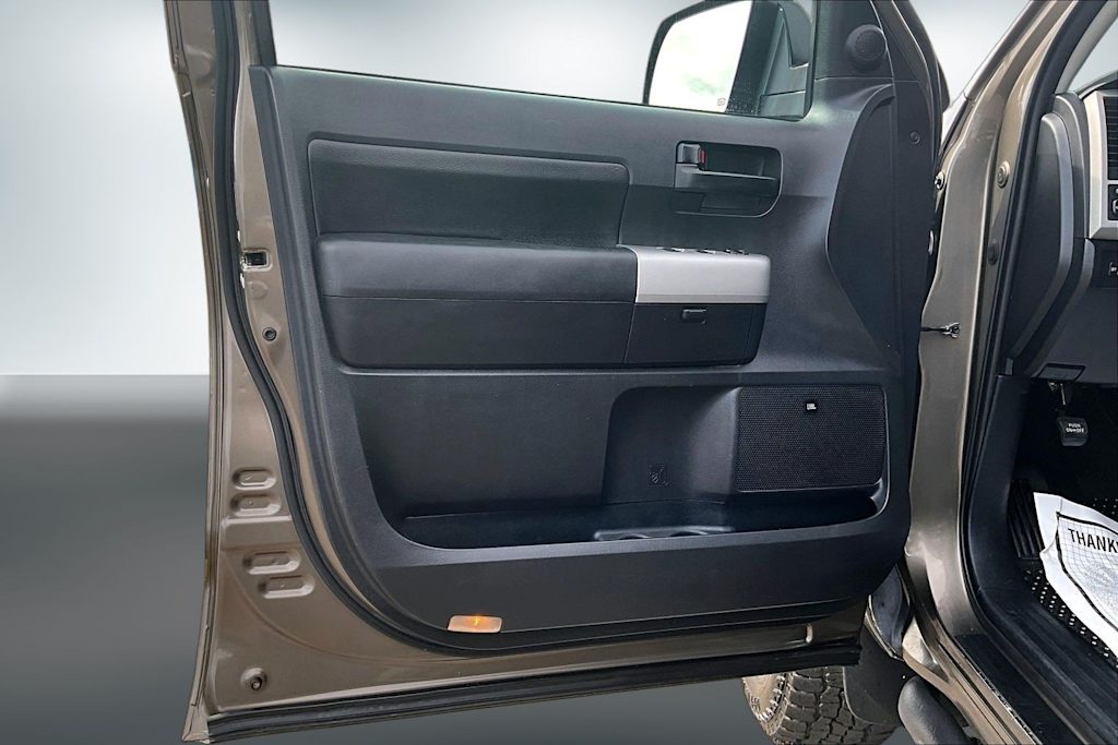 Thumbnail: 2008 Toyota Tundra - 26