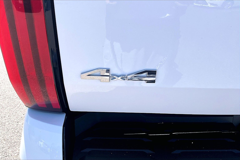 Thumbnail: 2022 Toyota Tundra - 7