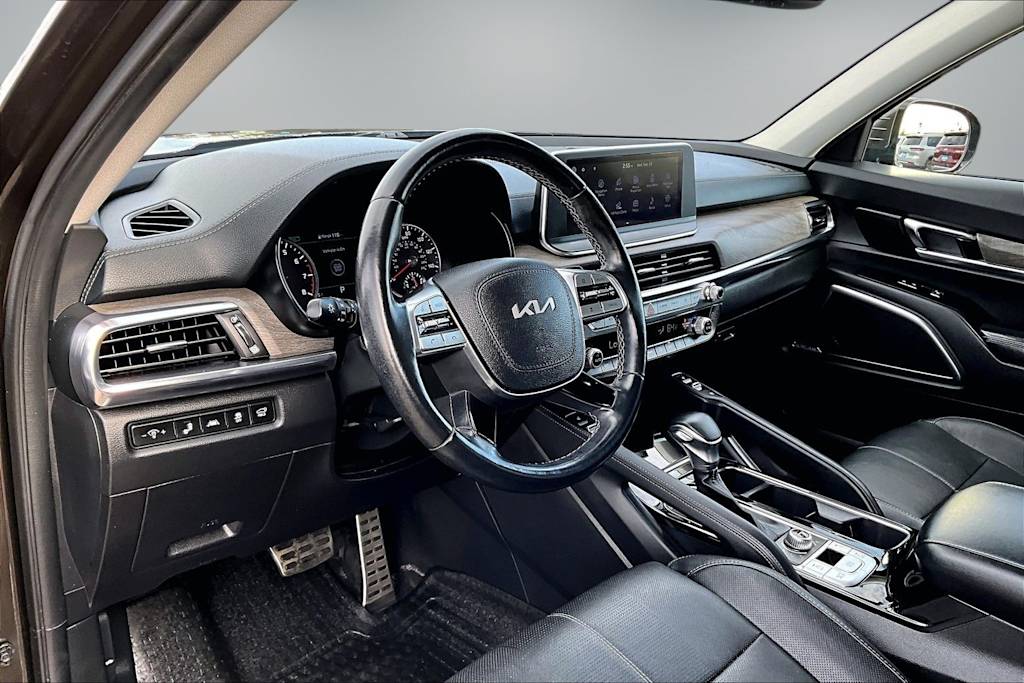 Thumbnail: 2022 Kia Telluride - 2
