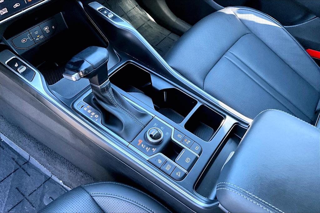 Thumbnail: 2025 Kia Sorento - 15