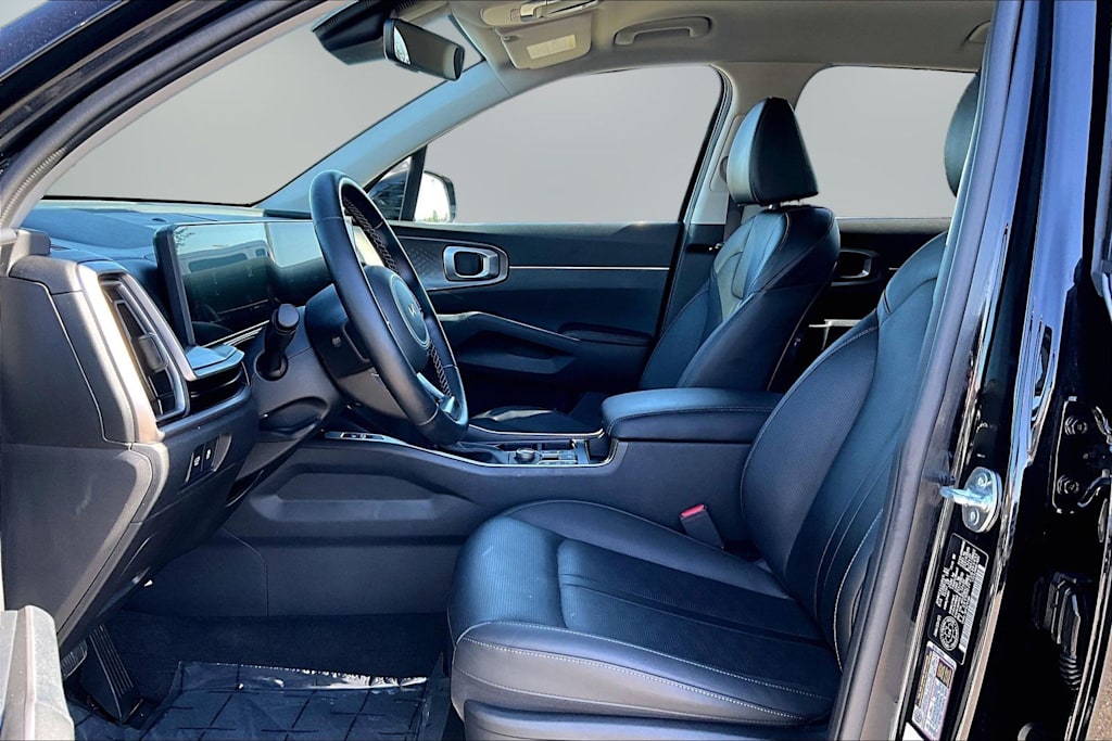 Thumbnail: 2025 Kia Sorento - 10