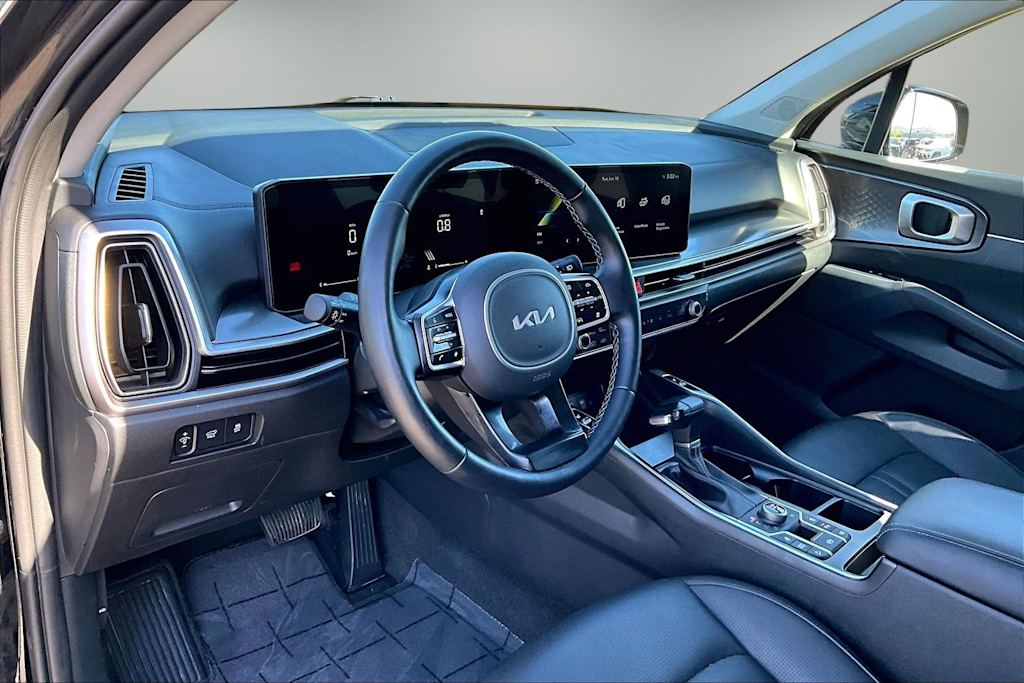 Thumbnail: 2025 Kia Sorento - 2