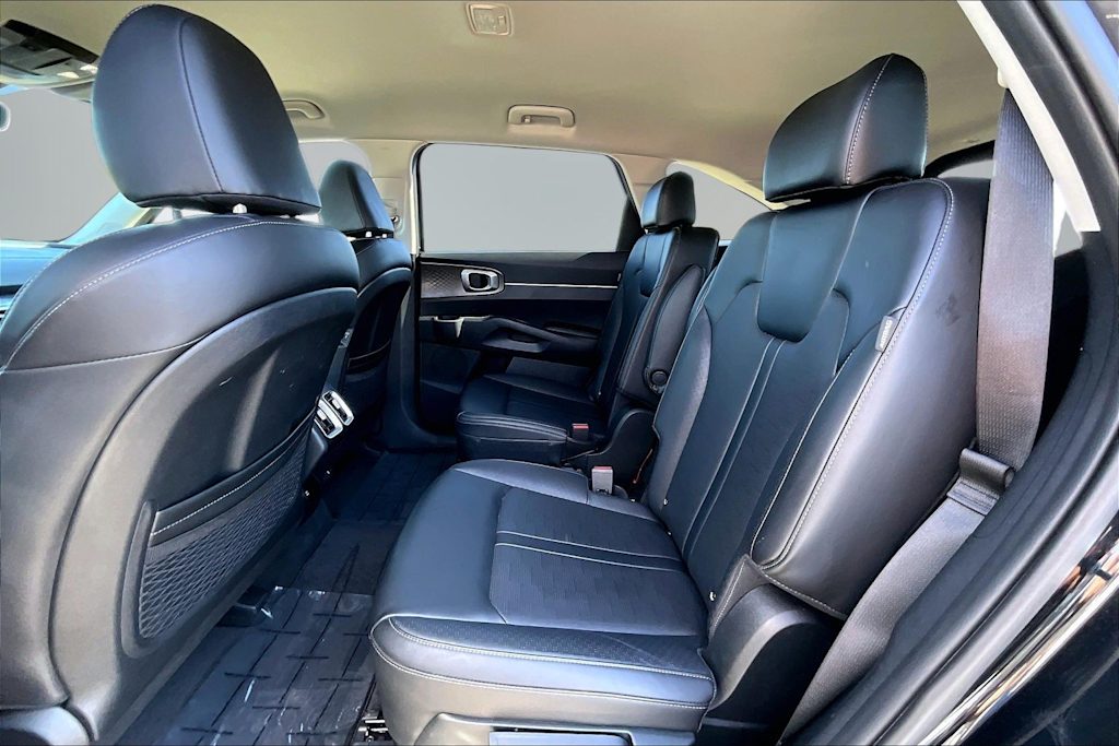 Thumbnail: 2025 Kia Sorento - 28