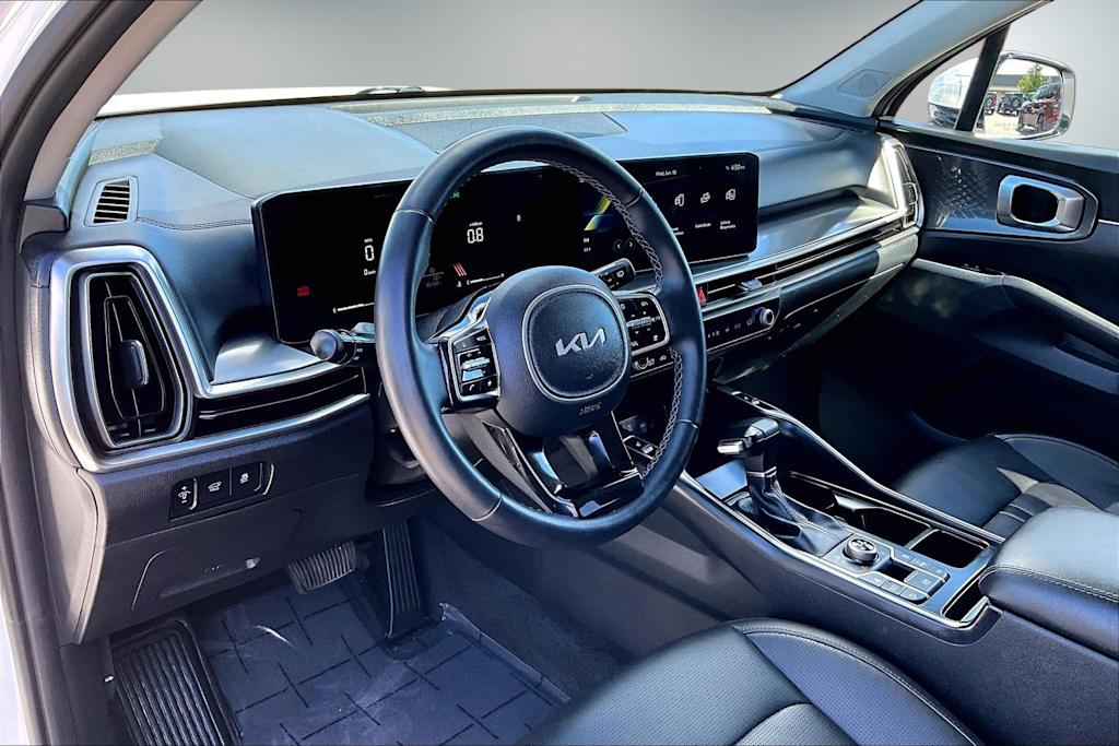 Thumbnail: 2025 Kia Sorento - 2