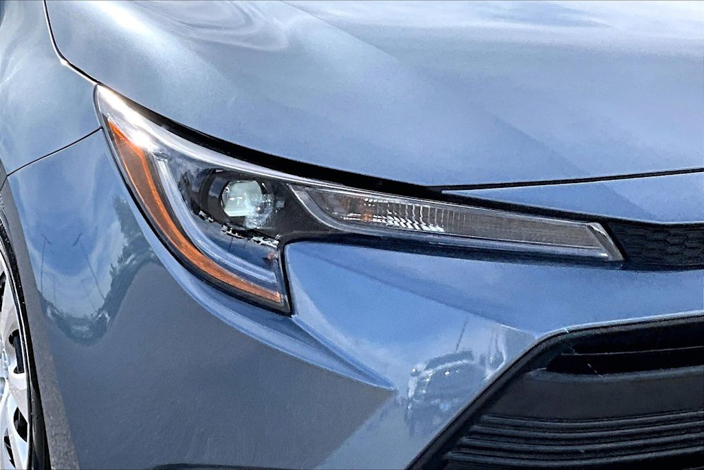 Thumbnail: 2025 Toyota Corolla - 31