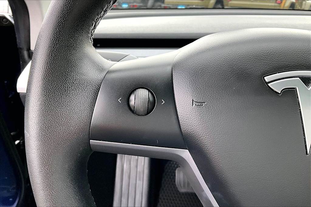 Thumbnail: 2019 Tesla Model 3 - 23