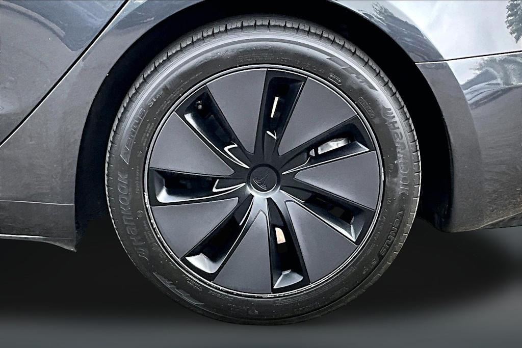 Thumbnail: 2024 Tesla Model 3 - 31