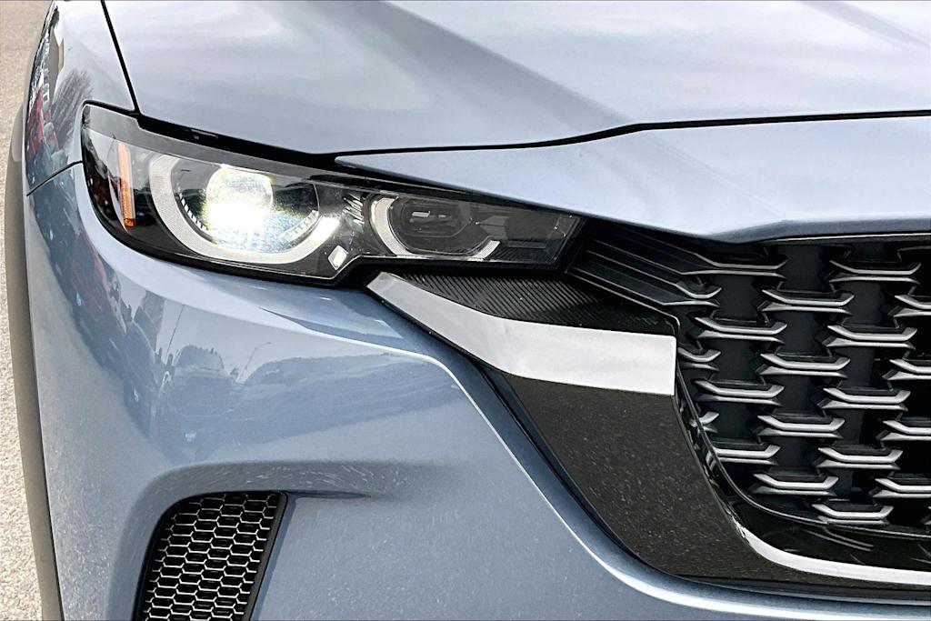 Thumbnail: 2025 Mazda CX-50 - 32