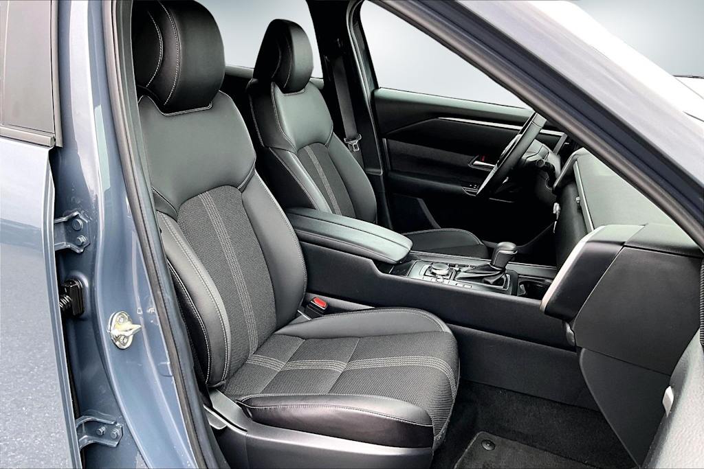 Thumbnail: 2025 Mazda CX-50 - 12