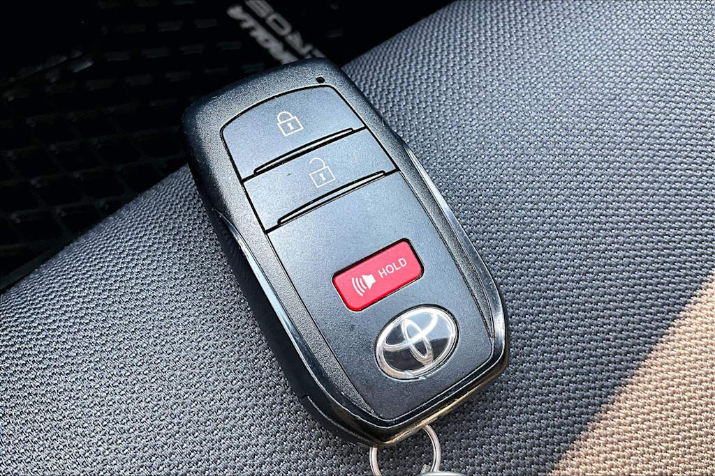 Thumbnail: 2024 Toyota Corolla Cross - 19