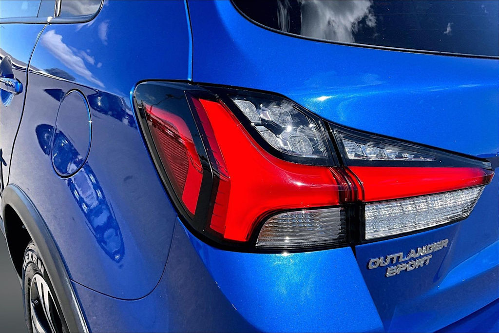 Thumbnail: 2022 Mitsubishi Outlander Sport - 32