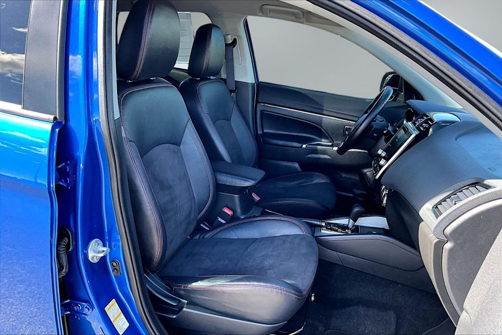 Thumbnail: 2022 Mitsubishi Outlander Sport - 12