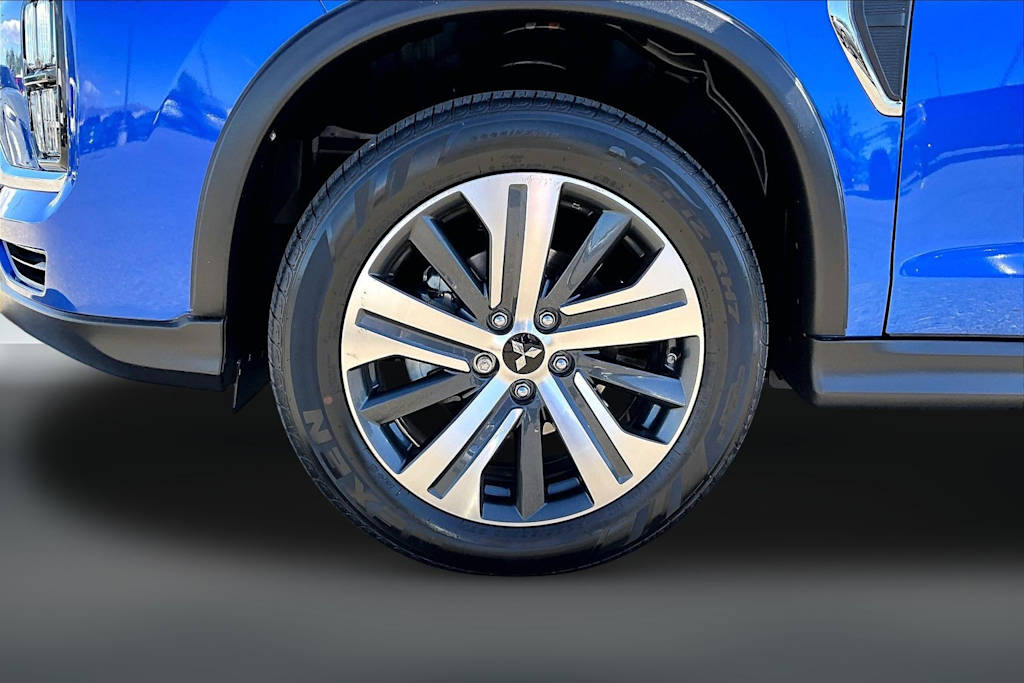 Thumbnail: 2022 Mitsubishi Outlander Sport - 8