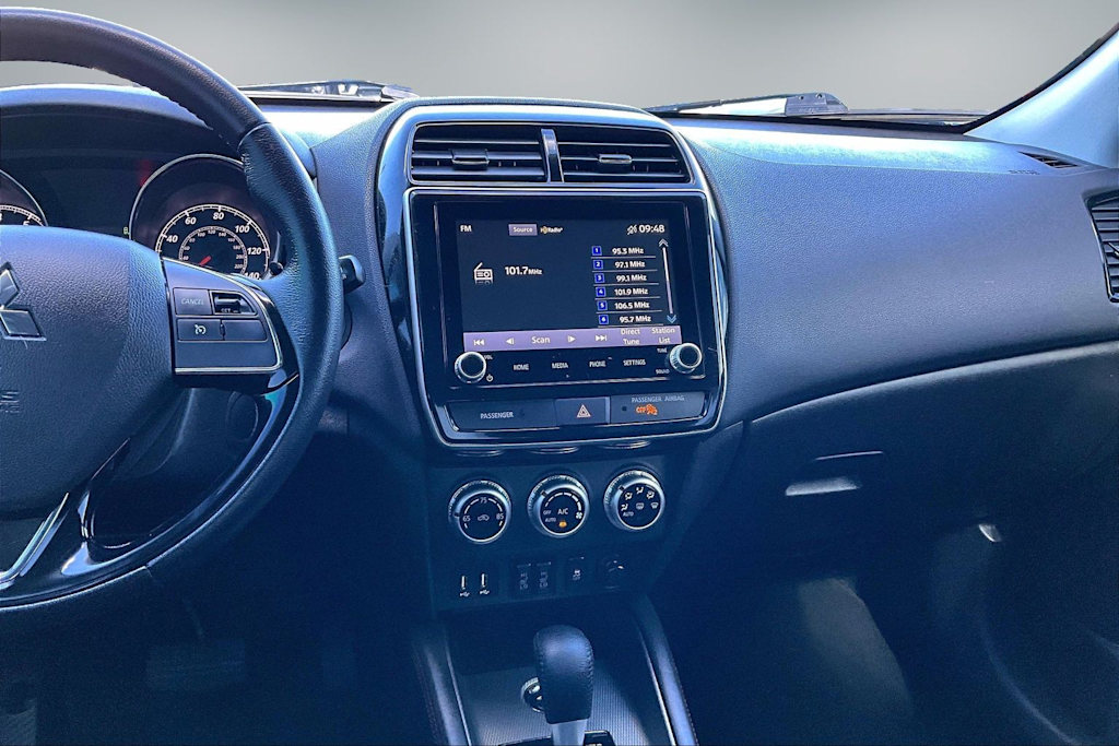 Thumbnail: 2022 Mitsubishi Outlander Sport - 15