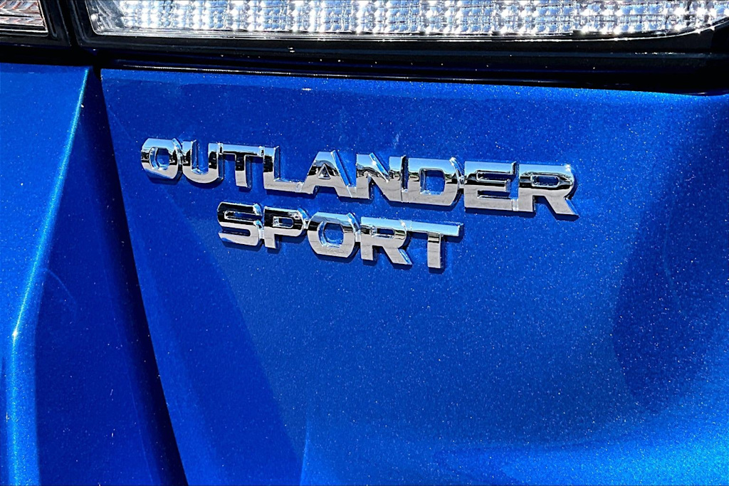 Thumbnail: 2022 Mitsubishi Outlander Sport - 7