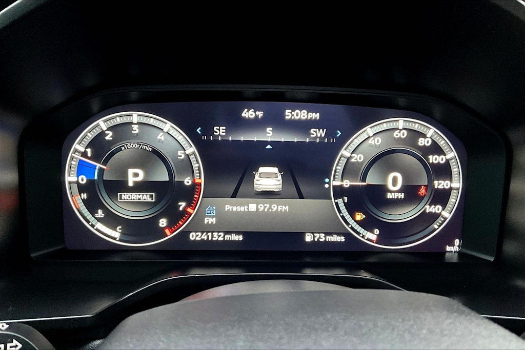 Thumbnail: 2023 Mitsubishi Outlander - 18