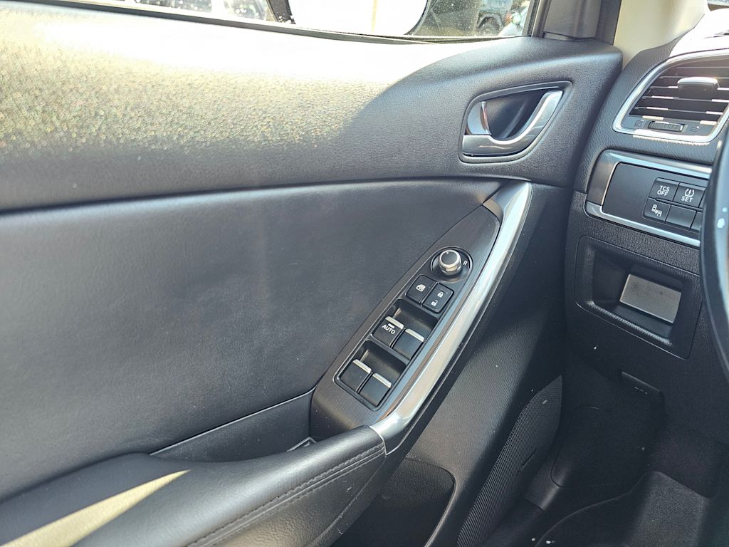 2016 Mazda CX-5 Grand Touring 32