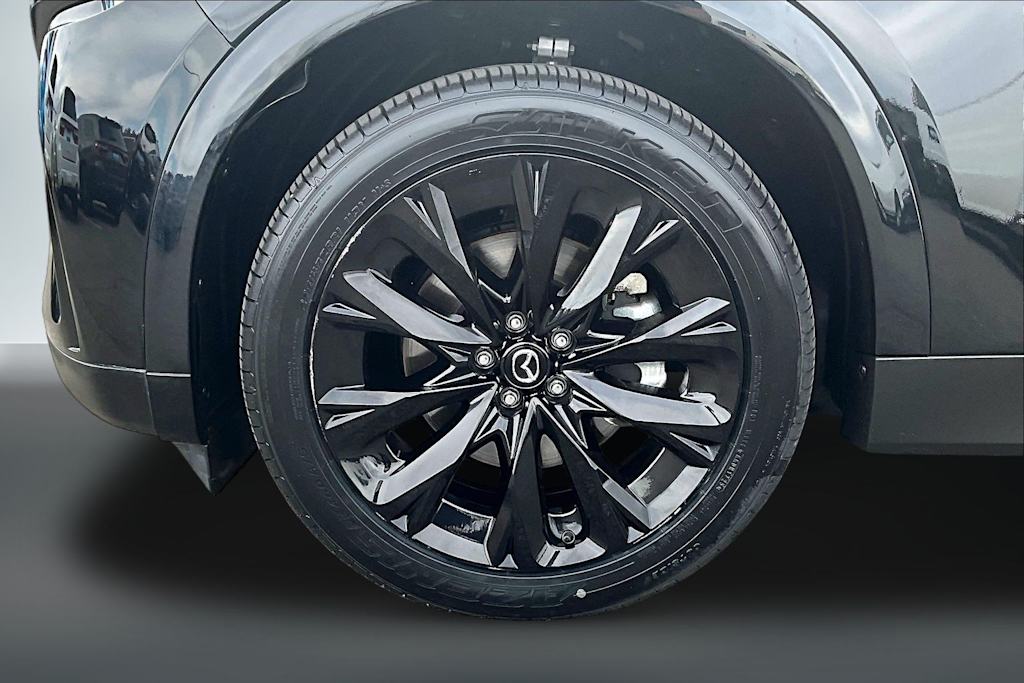 Thumbnail: 2025 Mazda CX-90 - 8