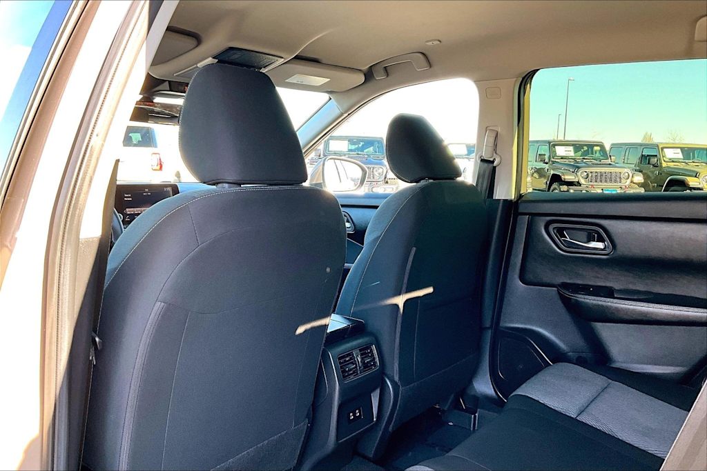 Thumbnail: 2024 Nissan Rogue - 13