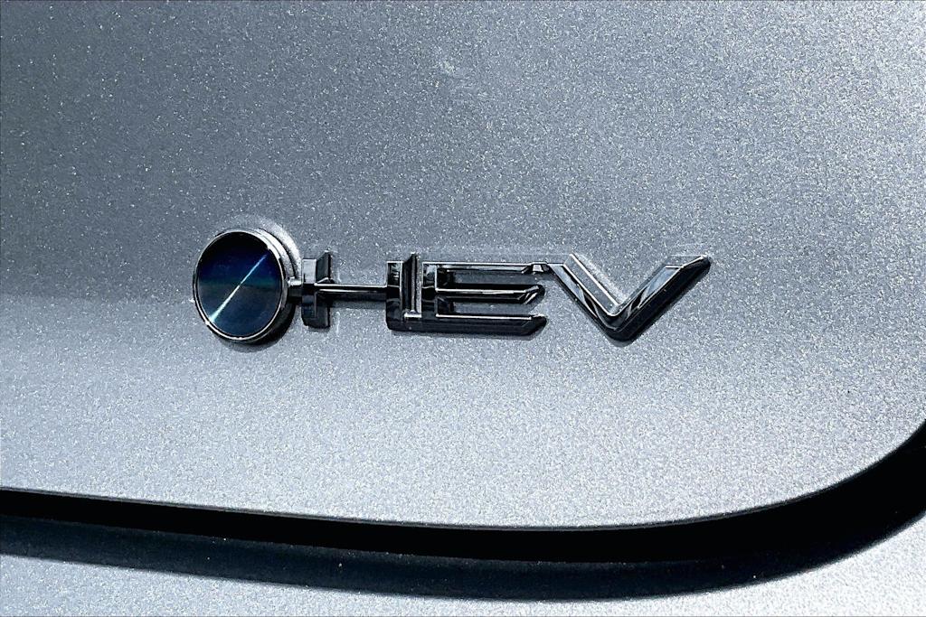 Thumbnail: 2025 Toyota Prius - 7