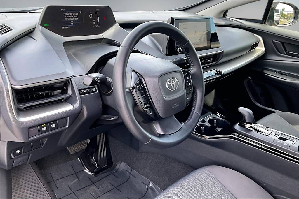 Thumbnail: 2025 Toyota Prius - 2