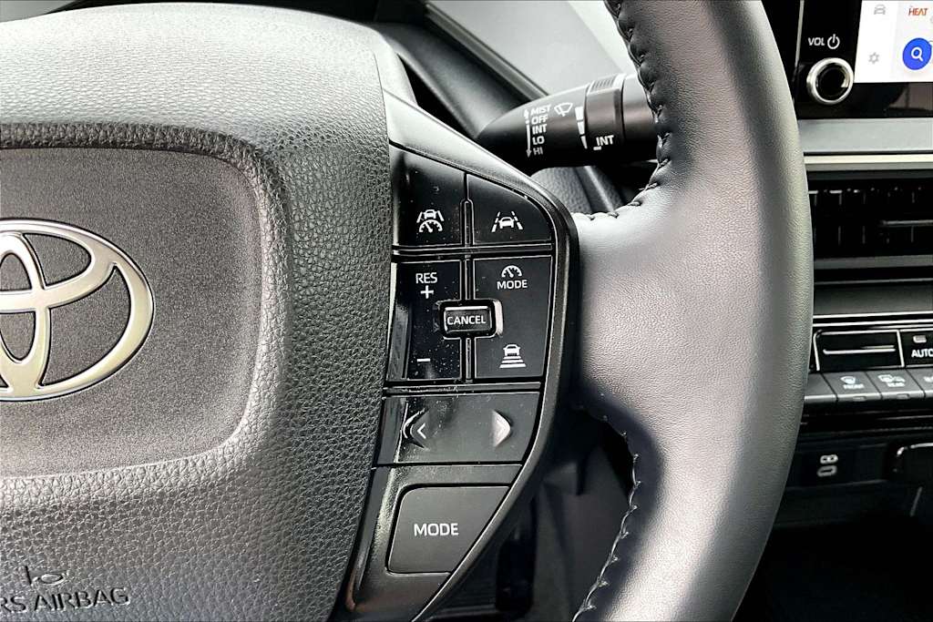 Thumbnail: 2025 Toyota Prius - 26