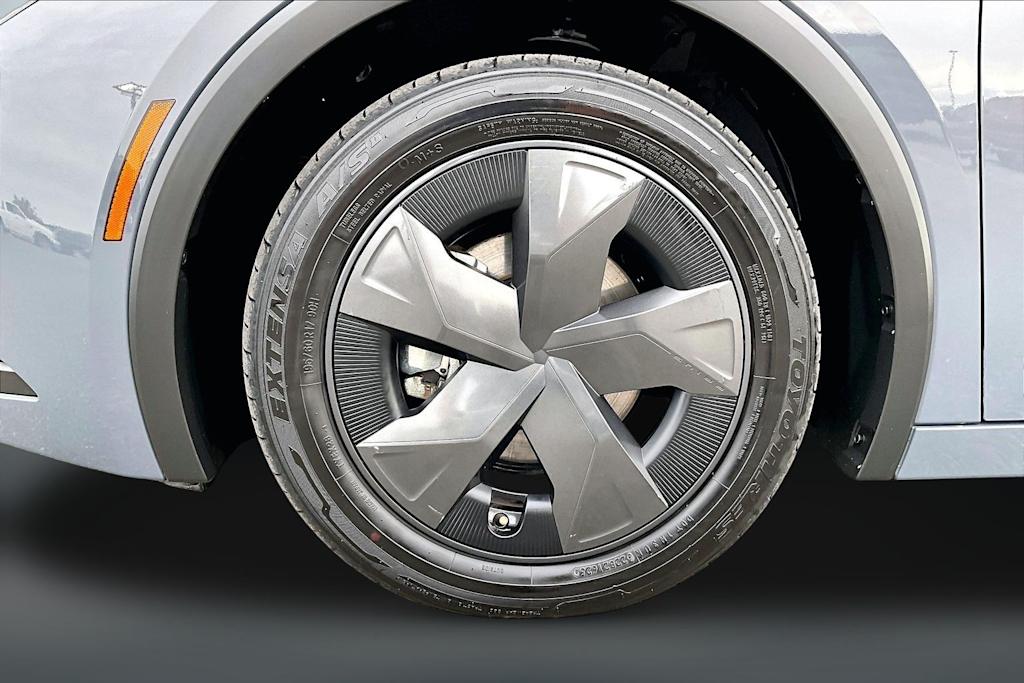 Thumbnail: 2025 Toyota Prius - 7