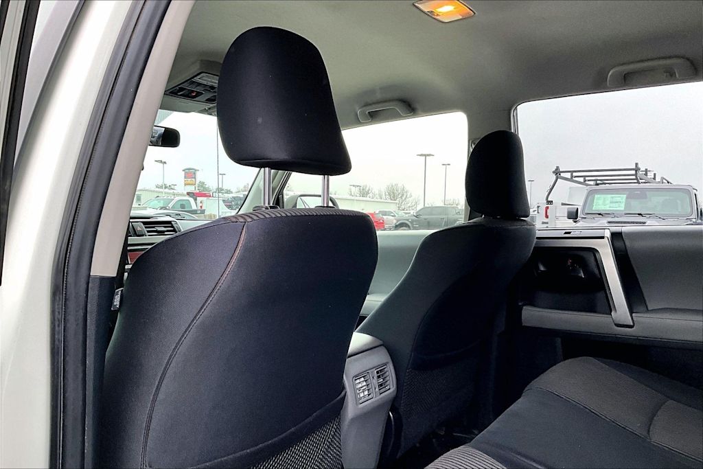 Thumbnail: 2013 Toyota 4Runner - 11