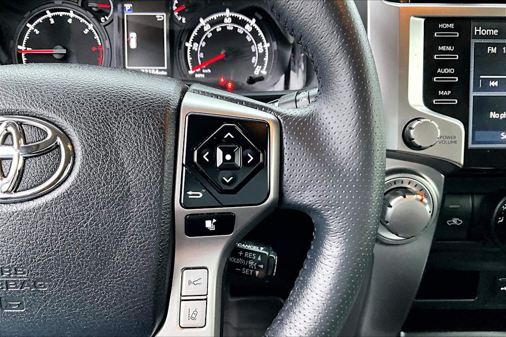 Thumbnail: 2022 Toyota 4Runner - 26