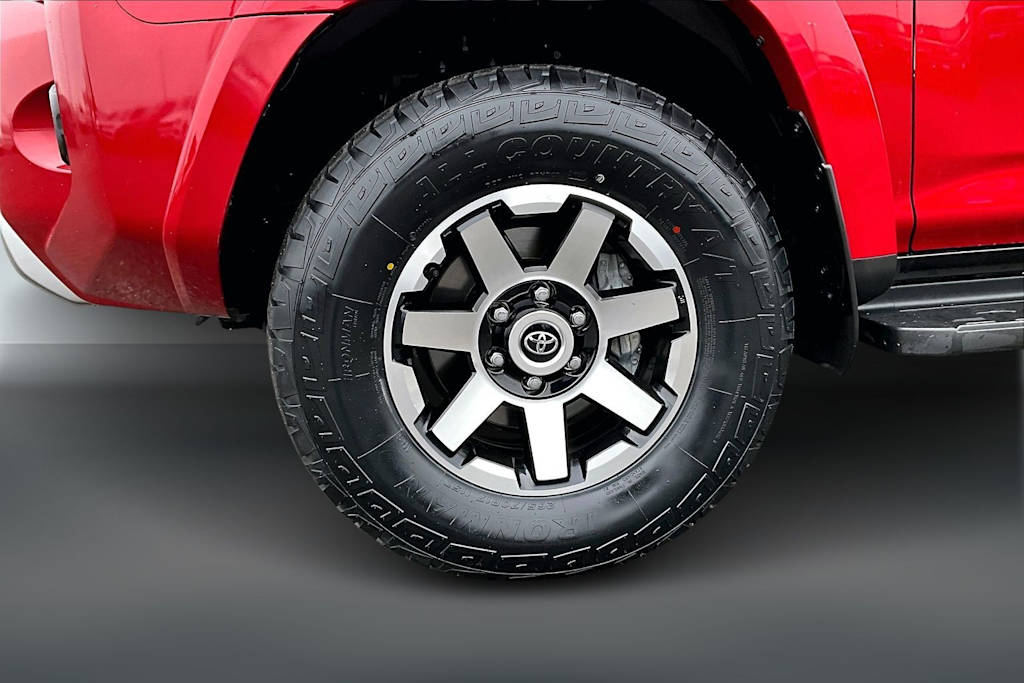 Thumbnail: 2024 Toyota 4Runner - 8