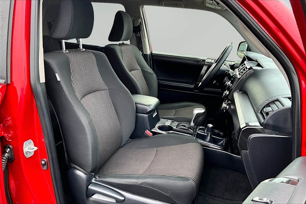 Thumbnail: 2024 Toyota 4Runner - 12