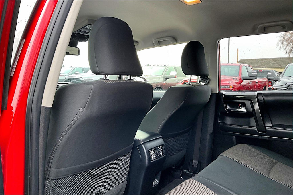 Thumbnail: 2024 Toyota 4Runner - 13